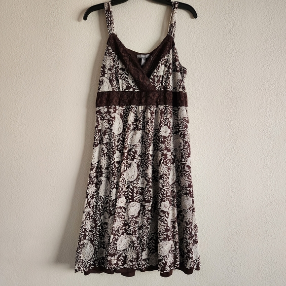 Apt. 9 Dresses & Skirts - Apt. 9 Brown and White Floral Dress